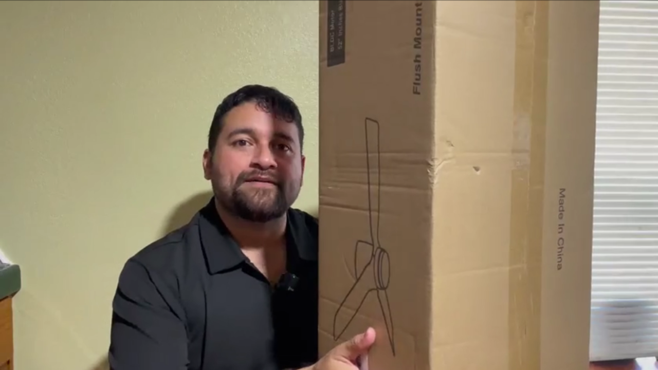 Vídeo de unboxing de la luz del ventilador de techo