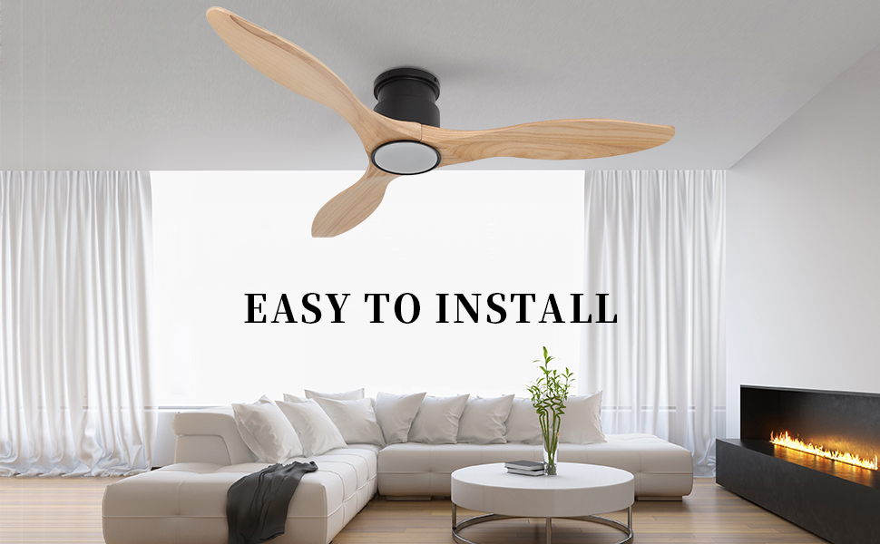 Luz de ventilador de techo de madera.